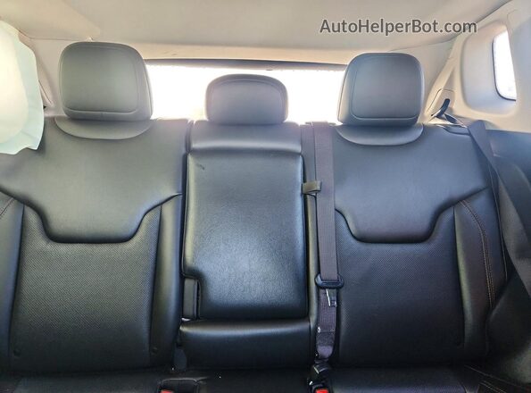 3C4NJDCB4MT567991 2021 JEEP COMPASS Gray 