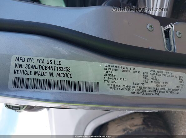 3C4NJDCB4NT183453 2022 JEEP COMPASS Gray Widok komory silnika