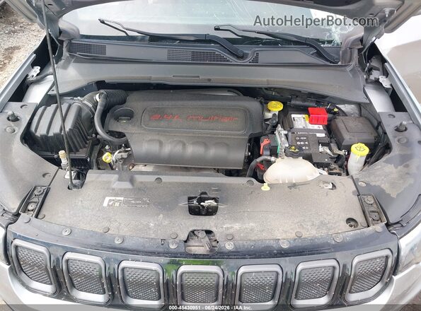 3C4NJDCB4NT183453 2022 JEEP COMPASS Gray Widok z tyłu