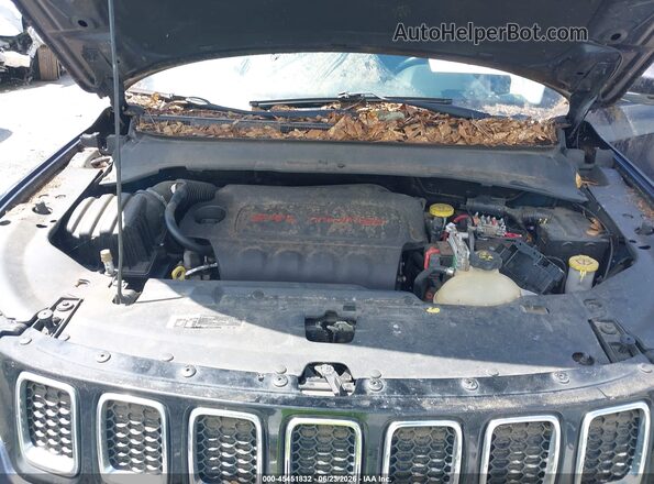 3C4NJDCB5JT104527 2018 JEEP COMPASS Blue უკანა ხედი