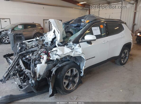 3C4NJDCB5JT315095 2018 JEEP COMPASS White Vista tres cuartos delantera izquierda