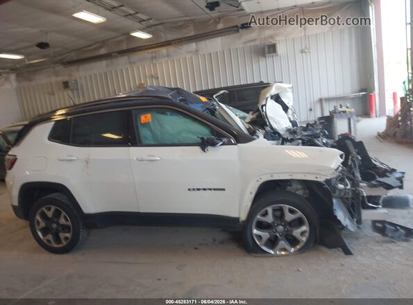 3C4NJDCB5JT315095 2018 JEEP COMPASS White Vista interior trasera