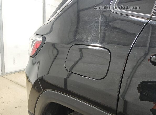 3C4NJDCB5NT101083 2022 JEEP COMPASS Black 