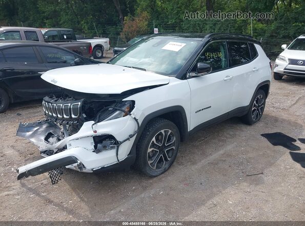 3C4NJDCB5NT135007 2022 JEEP COMPASS White Vista tres cuartos delantera izquierda