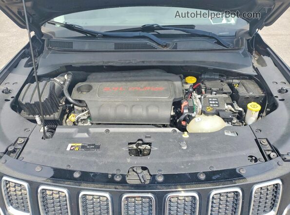 3C4NJDCB6JT210811 2018 JEEP COMPASS Gray Շարժիչի բաժամունքի տեսք