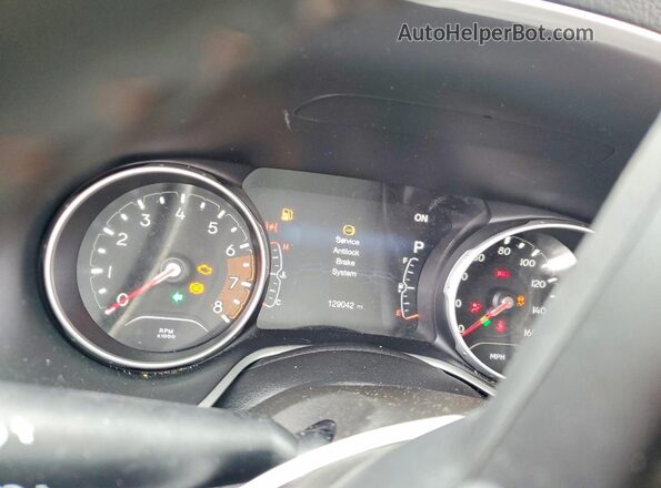 3C4NJDCB6JT280860 2018 JEEP COMPASS Red Instrument cluster view