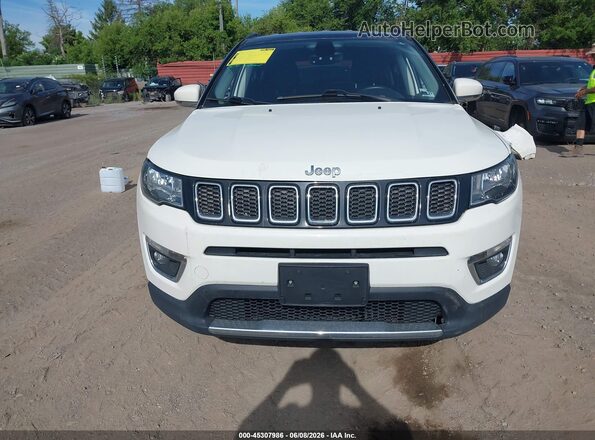 3C4NJDCB6JT399248 2018 JEEP COMPASS White Widok zestawu wskaźników