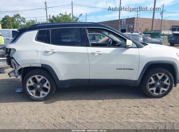 3C4NJDCB6JT399248 2018 JEEP COMPASS White Widok wnętrza z tyłu