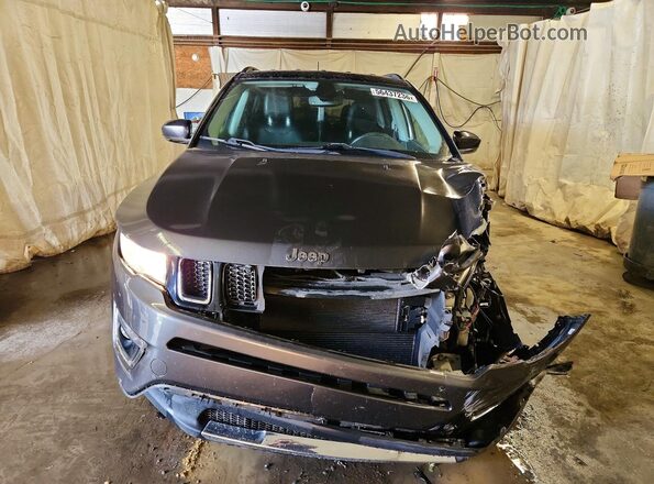 3C4NJDCB6JT470285 2018 JEEP COMPASS Charcoal Front view