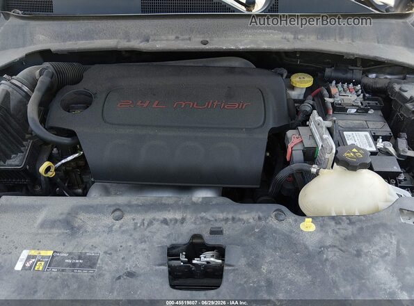 3C4NJDCB6JT484266 2018 JEEP COMPASS Silver Вид ззаду