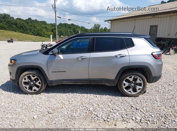 3C4NJDCB6JT484266 2018 JEEP COMPASS Silver Панорамний вид салону 360°