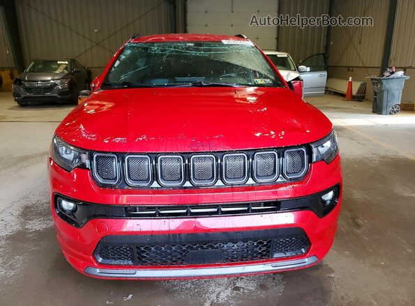 3C4NJDCB6NT185589 2022 JEEP COMPASS Red Вид спереду
