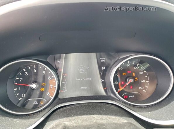 3C4NJDCB7JT177415 2018 JEEP COMPASS Silver 
