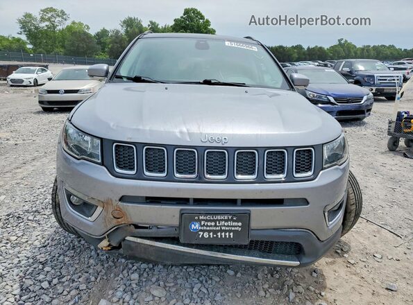 3C4NJDCB7JT177415 2018 JEEP COMPASS Silver 