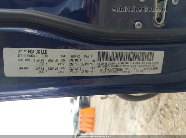 3C4NJDCB7JT350804 2018 JEEP COMPASS Blue Vista del compartimento del motor