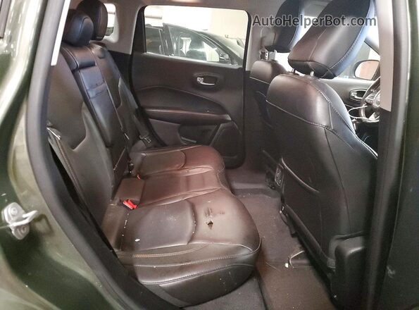 3C4NJDCB7JT435061 2018 JEEP COMPASS Зеленый Вид задней части салона