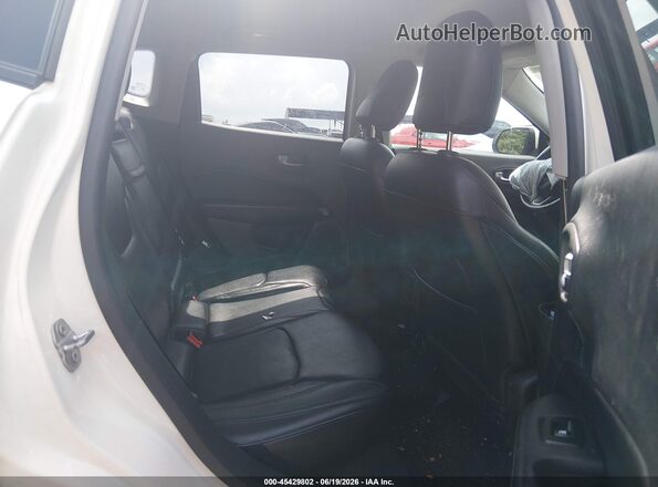 3C4NJDCB7JT442589 2018 JEEP COMPASS Белый Вид наклейки с VIN-кодом