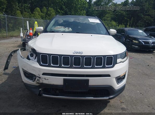 3C4NJDCB7JT442589 2018 JEEP COMPASS Белый Вид щитка приборов