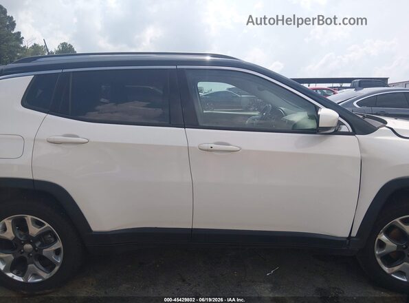 3C4NJDCB7JT442589 2018 JEEP COMPASS Белый Вид задней части салона