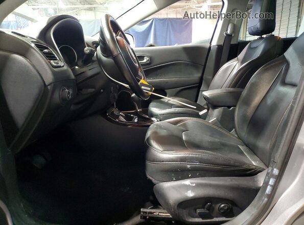 3C4NJDCB7KT619904 2019 JEEP COMPASS Silver Սալոնի դիմացի տեսք