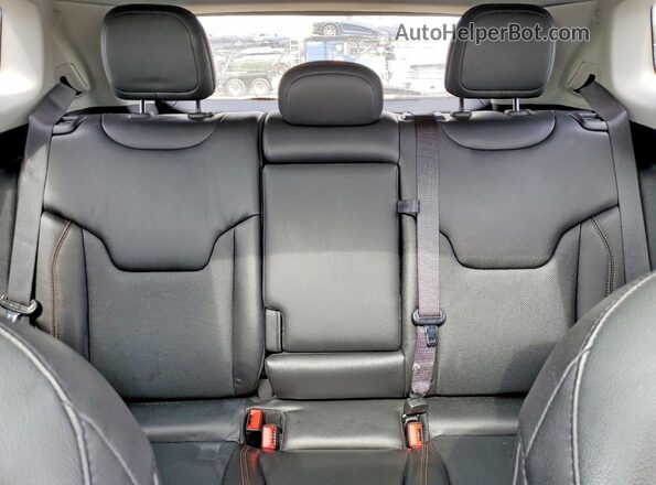 3C4NJDCB7MT551283 2021 JEEP COMPASS Black Vista de los asientos traseros