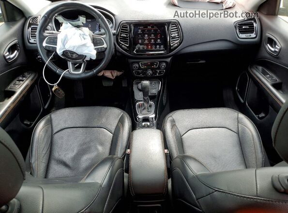 3C4NJDCB7MT551283 2021 JEEP COMPASS Black Vista del salpicadero