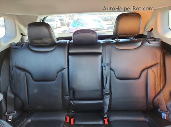 3C4NJDCB7NT226389 2022 JEEP COMPASS Серебряный 