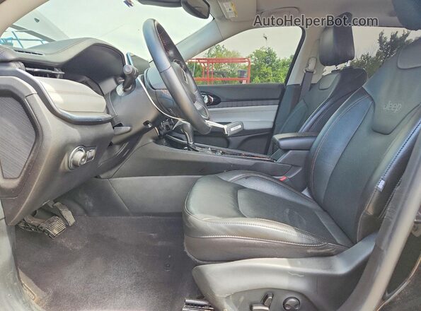3C4NJDCB7NT232208 2022 JEEP COMPASS Black Front interior view