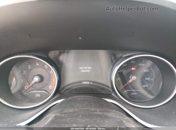 3C4NJDCB8JT179447 2018 JEEP COMPASS White უკანა სავარძლების ხედი