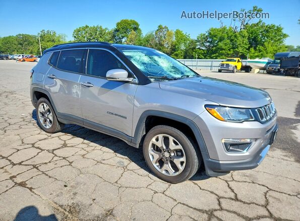 3C4NJDCB8JT190478 2018 JEEP COMPASS Silver Przód prawy