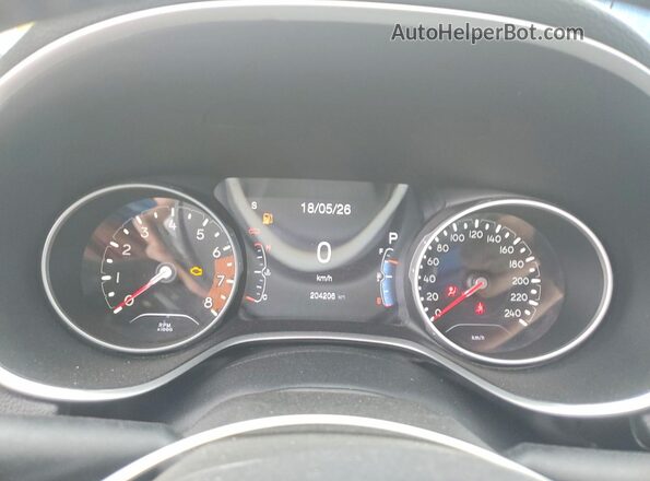 3C4NJDCB8JT270024 2018 JEEP COMPASS Silver Вид щитка приладів