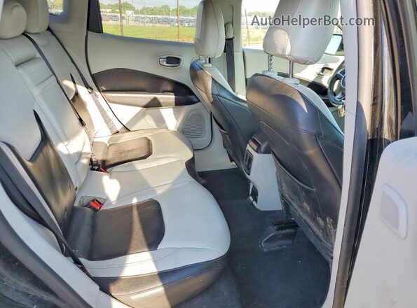 3C4NJDCB8JT307766 2018 JEEP COMPASS Black Vista interior trasera