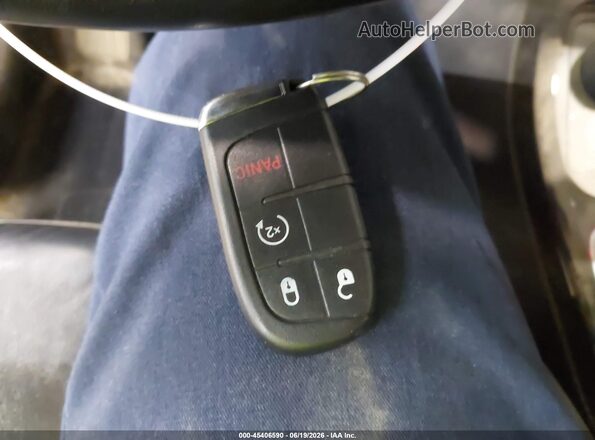 3C4NJDCB8JT354201 2018 JEEP COMPASS Gray Widok deski rozdzielczej