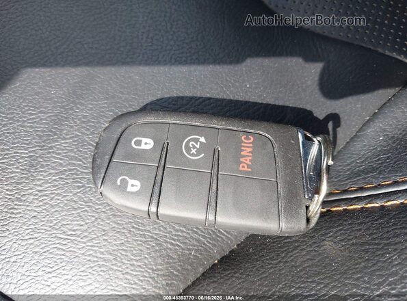 3C4NJDCB8KT813065 2019 JEEP COMPASS Black Vista del salpicadero