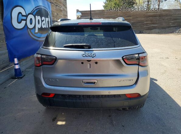 3C4NJDCB8MT602029 2021 JEEP COMPASS Silver Rear view