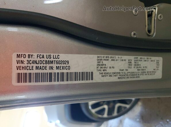 3C4NJDCB8MT602029 2021 JEEP COMPASS Silver VIN sticker view