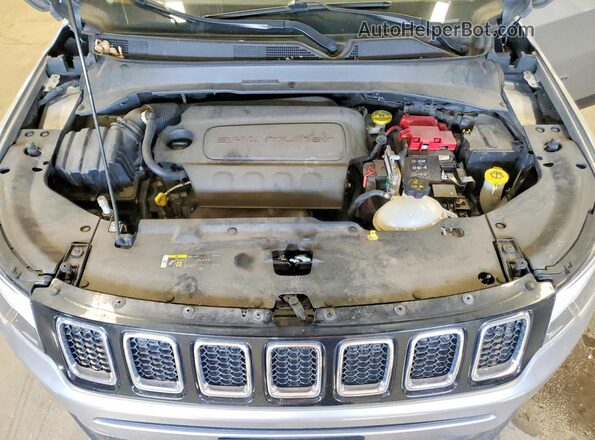 3C4NJDCB8MT602029 2021 JEEP COMPASS Silver Engine compartment view