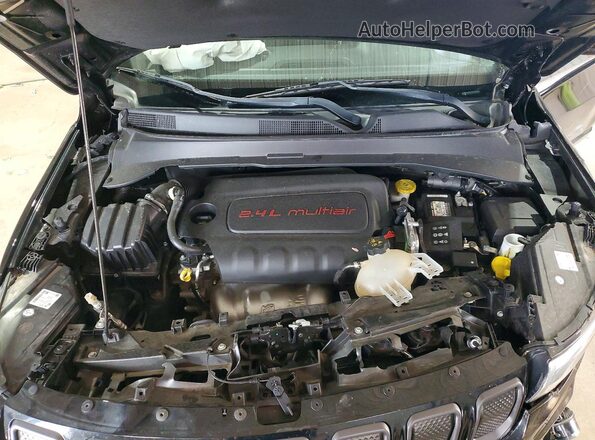 3C4NJDCB8NT140959 2022 JEEP COMPASS Black Շարժիչի բաժամունքի տեսք