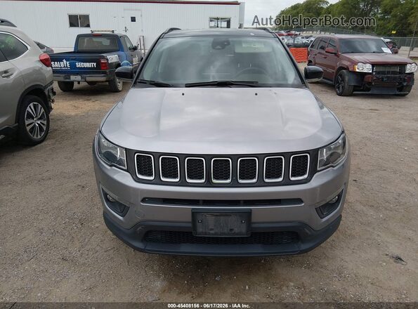 3C4NJDCB8NT159527 2022 JEEP COMPASS Silver 