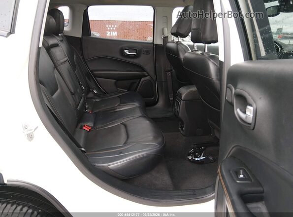 3C4NJDCB9HT665839 2017 JEEP NEW COMPASS White VIN კოდის სტიკერის ხედი