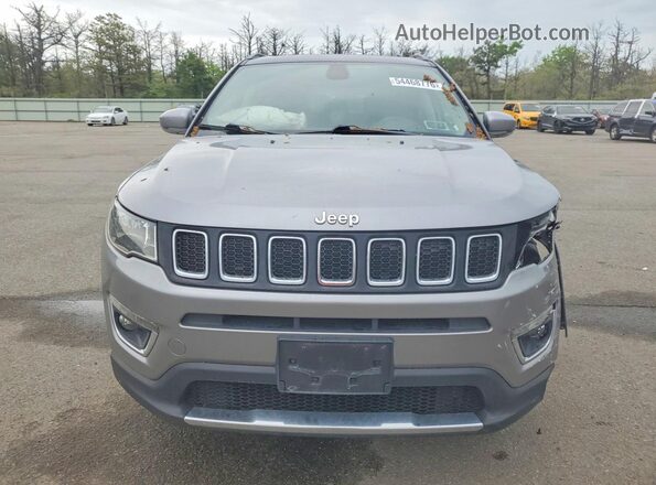 3C4NJDCB9JT234309 2018 JEEP COMPASS Silver 