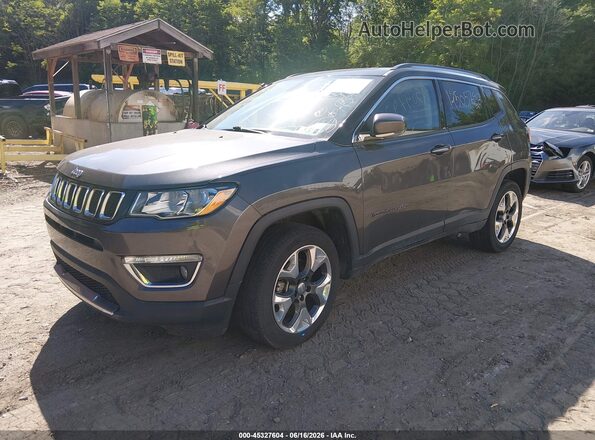 3C4NJDCB9JT316329 2018 JEEP COMPASS Gray Vista tres cuartos delantera izquierda