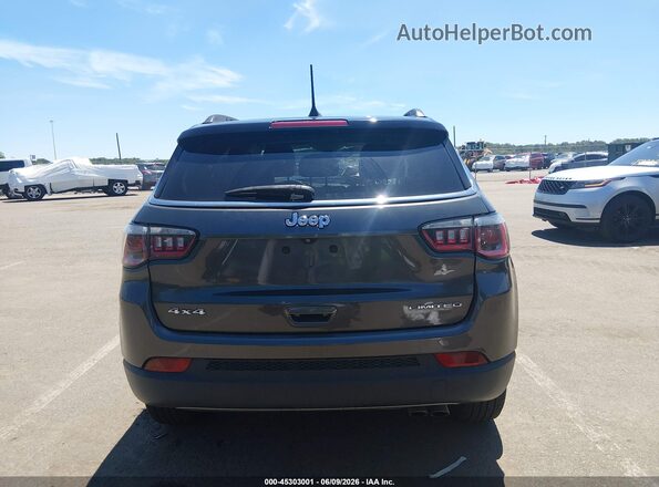 3C4NJDCB9JT360511 2018 JEEP COMPASS Gray 