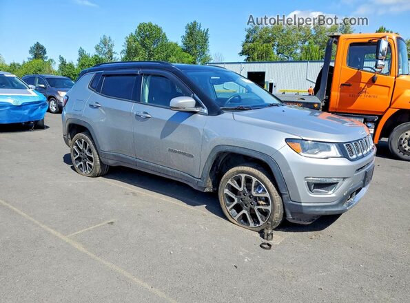 3C4NJDCB9JT435420 2018 JEEP COMPASS Серебряный 