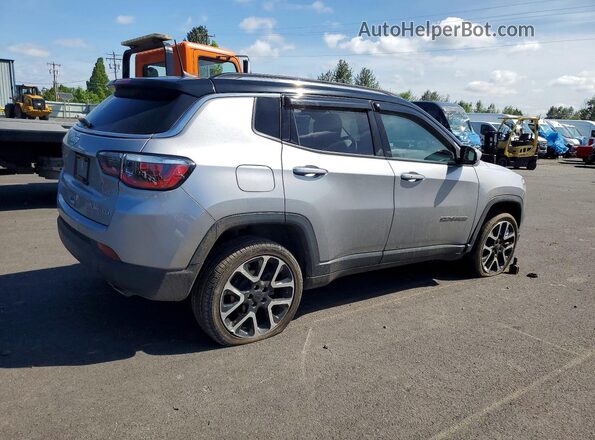 3C4NJDCB9JT435420 2018 JEEP COMPASS Серебряный 