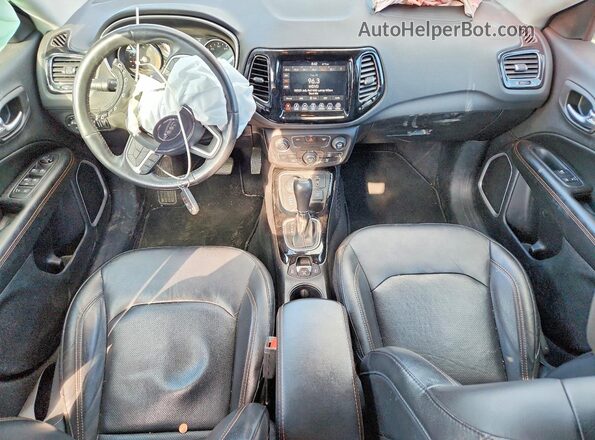 3C4NJDCB9KT647316 2019 JEEP COMPASS Blue 