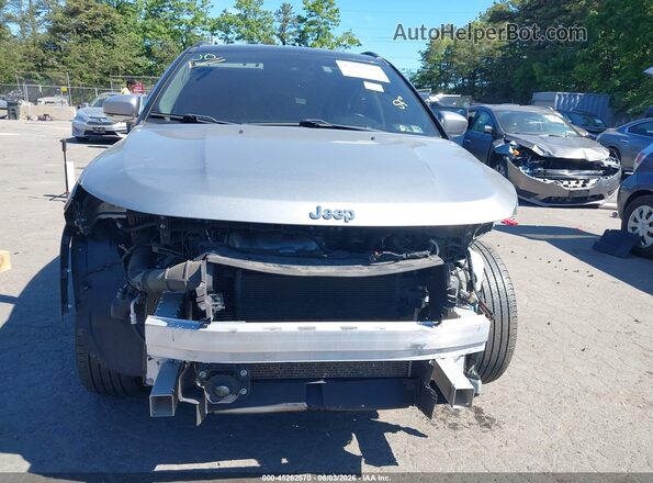 3C4NJDCB9MT536560 2021 JEEP COMPASS Silver უკანა სალონის ხედი