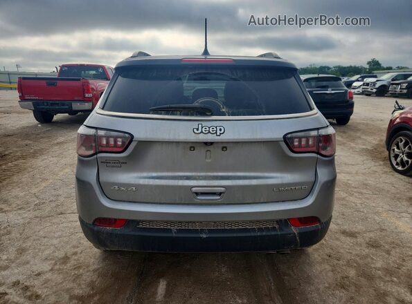 3C4NJDCBXJT153464 2018 JEEP COMPASS Silver 