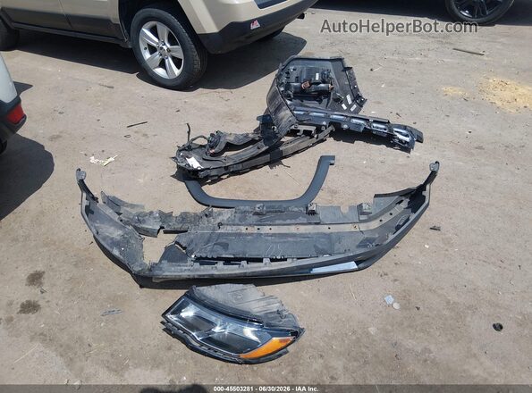 3C4NJDCBXJT283633 2018 JEEP COMPASS Gray Widok deski rozdzielczej