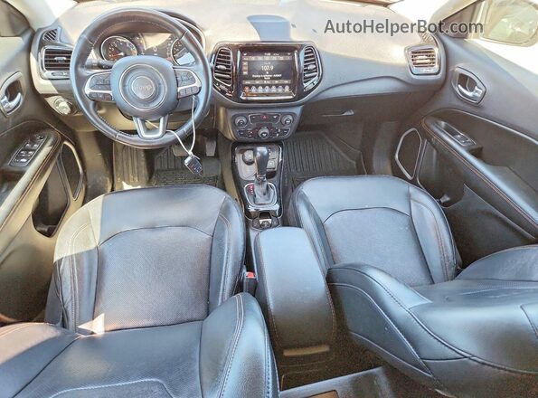 3C4NJDCBXKT753497 2019 JEEP COMPASS Gray Առջևի վահանակի տեսք